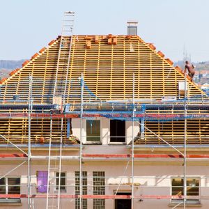 Dachsanierung Dachdekerei und Spenglerei Herbek