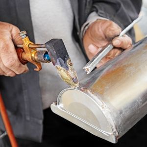 Spenglereiarbeiten Dachdekerei und Spenglerei Herbek