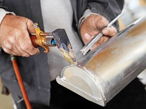 Spenglereiarbeiten Dachdekerei und Spenglerei Herbek